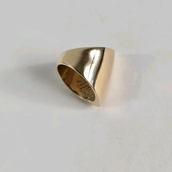 18K solid gold Sharp Edge Estate Ring - Picture 15 of 15
